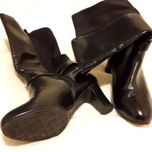 Heeled boots